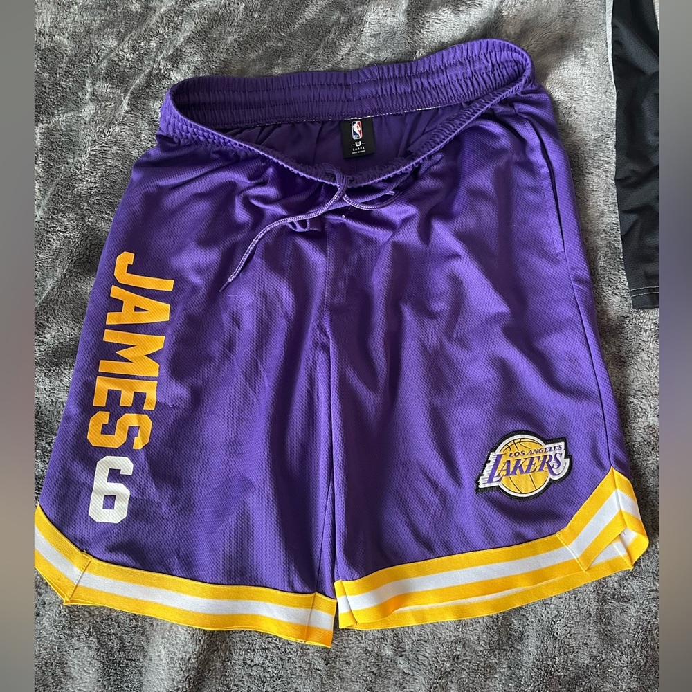 Men’s Athletic Shorts Lot - Picture 10 of 10